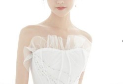 狗仔爆料李沁图片高清视频,李沁高清美照视频曝光，惊艳众人